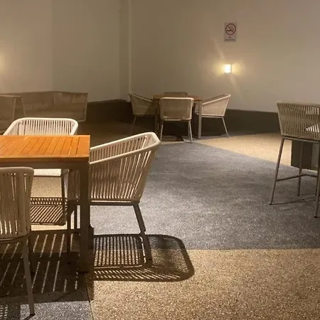 Legasi Kampung Baru Guest House By Rumahrehat Kuala Lumpur Luaran gambar